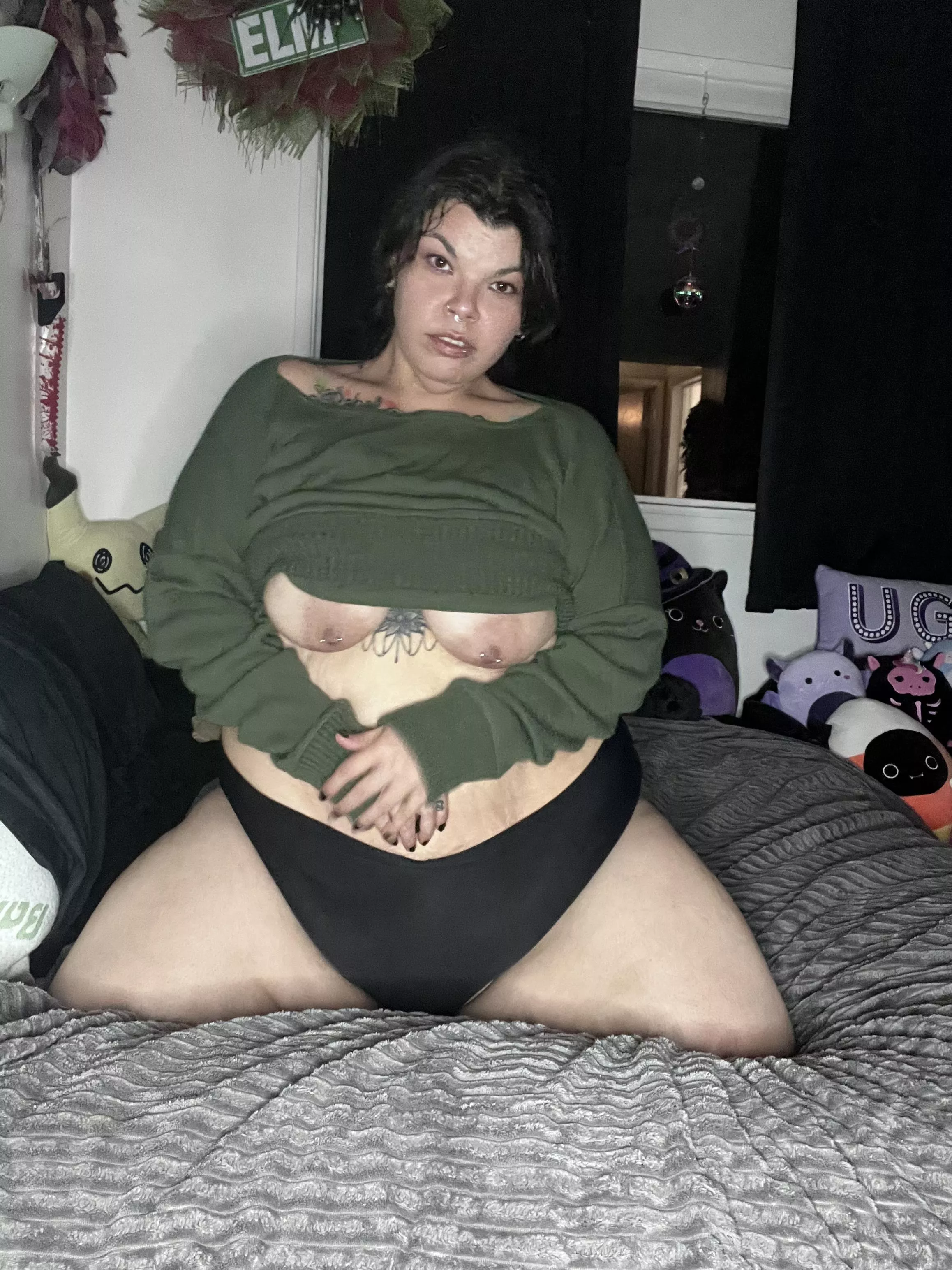 Getting Cozy posted by LunaCeleste13