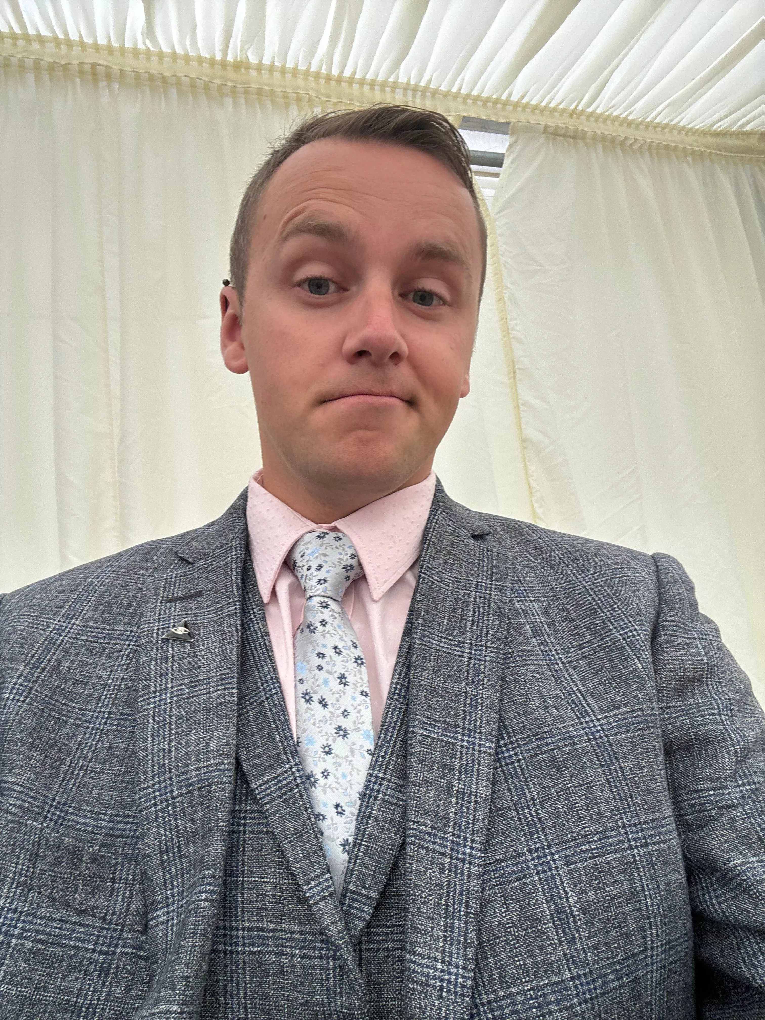 How do we feel about guys in suits? posted by Thatblokeingreen