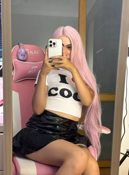 I couldn't squat 160lbs today at gym, but can I squat on you? by LoleCherie