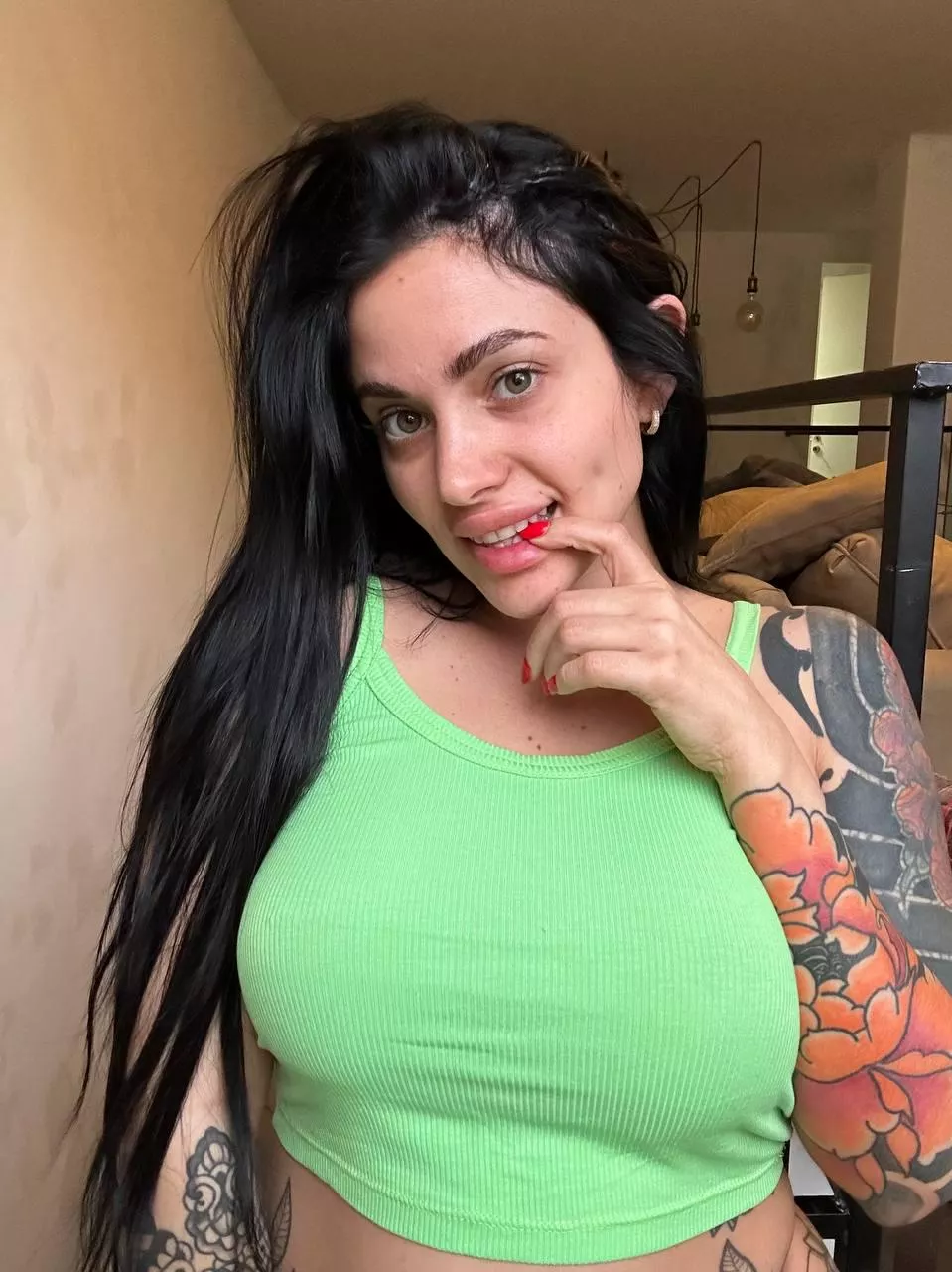 I love the way green looks on me posted by Appropriate_Tie9713