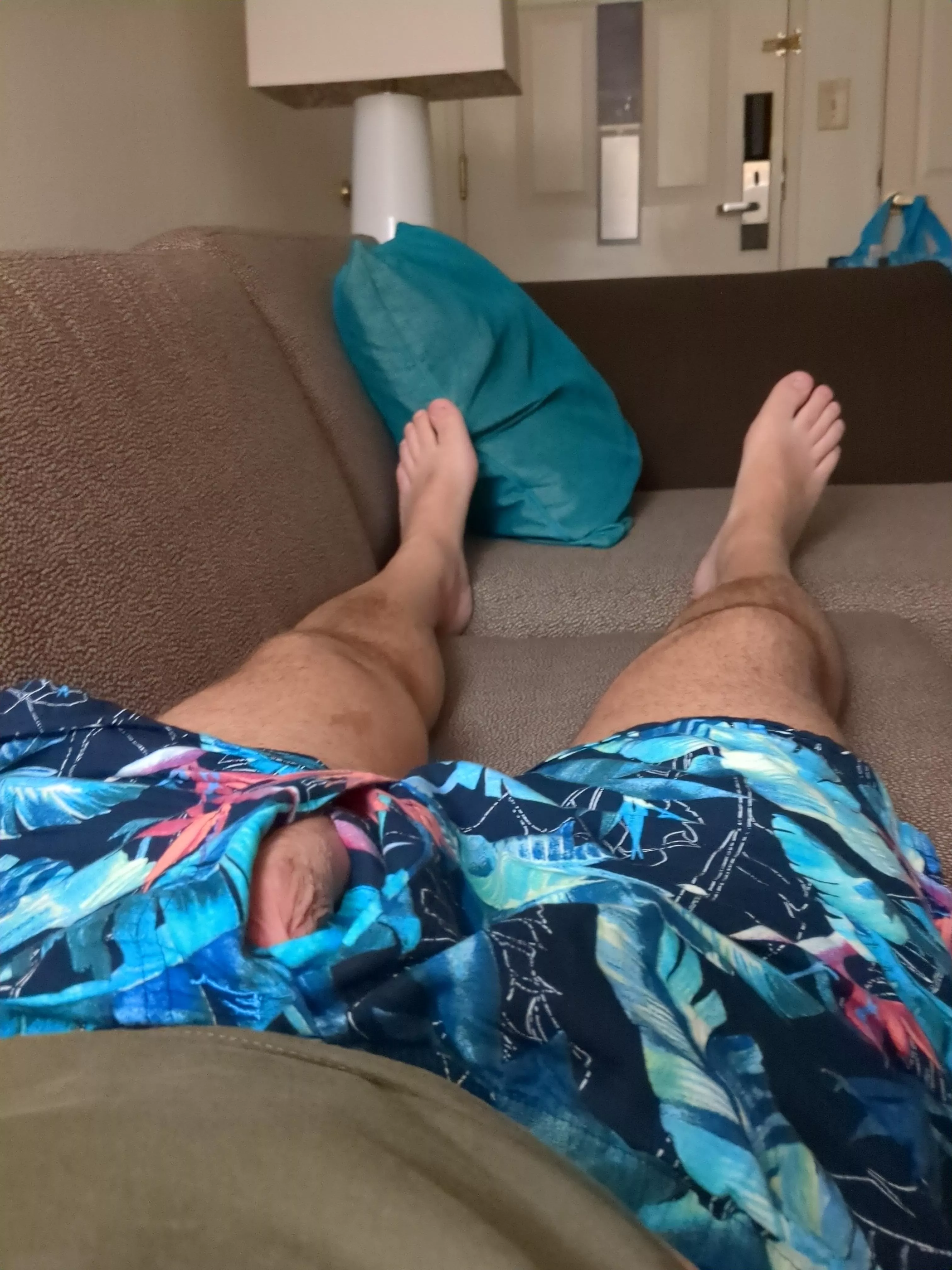 I'm wearing a uniform t-shirt, a little hotel me time. posted by galaxyeng8899