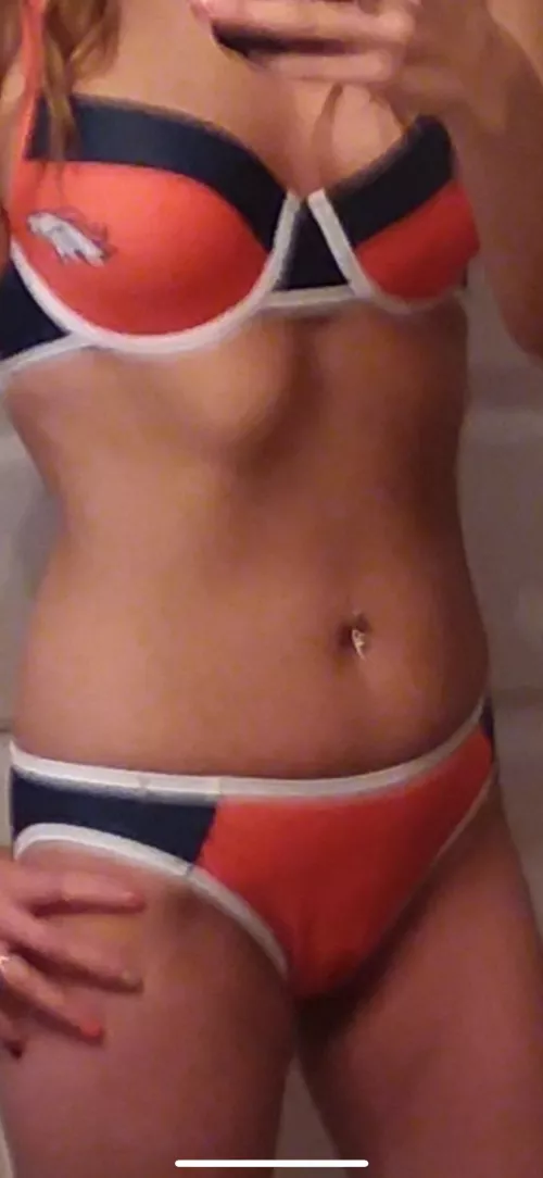 It’s a miracle! Broncos win! by rubiXXXcube86