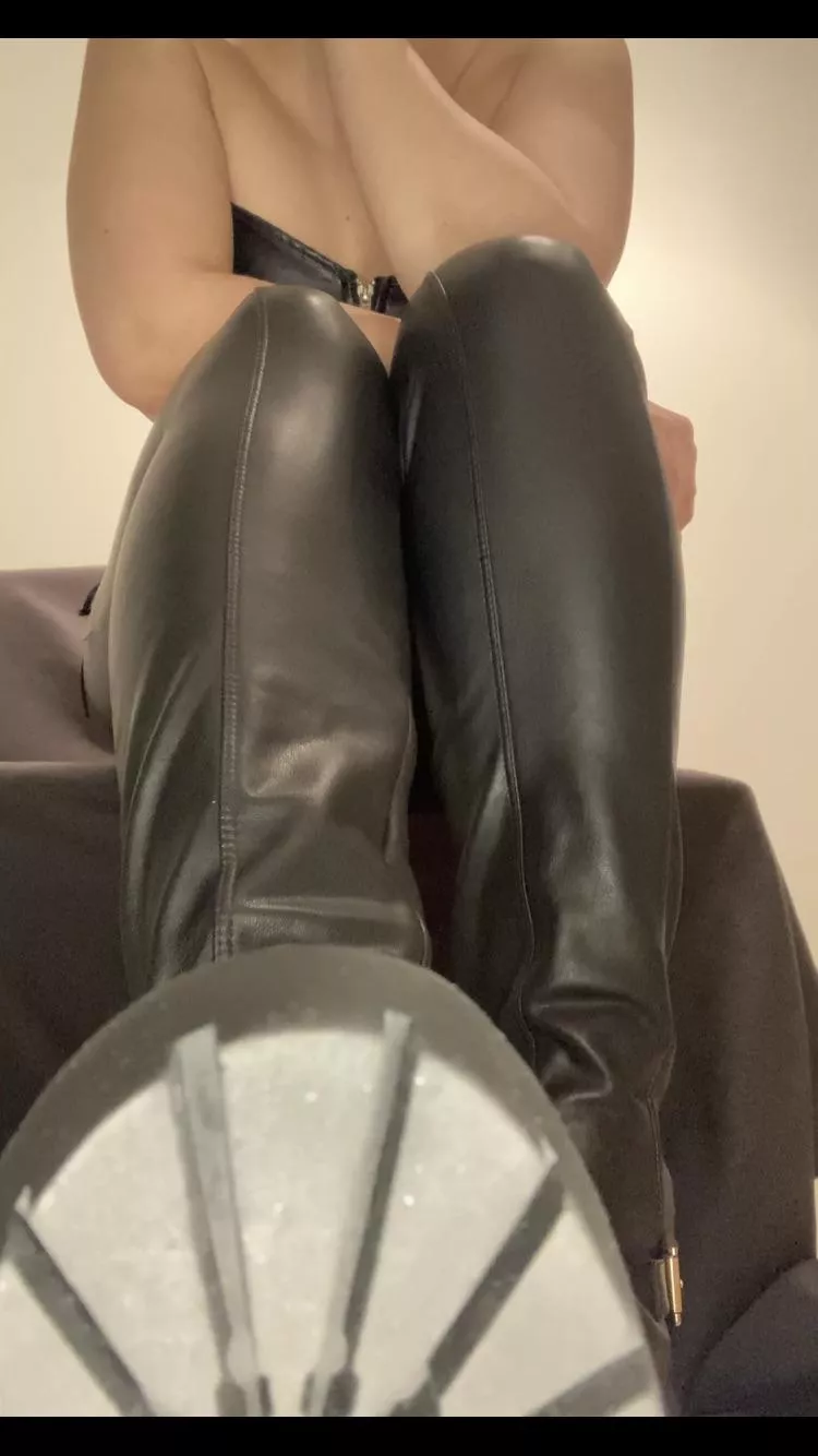Leather pants love posted by dommequeenheather