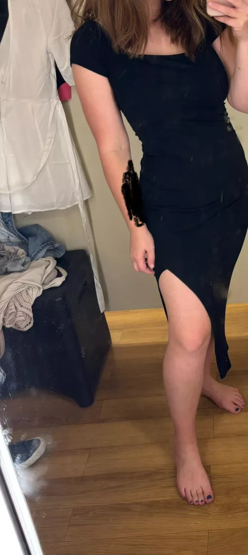 Looking for a single male to talk about how sexy my wife is and send pictures! (Yes, she is aware).. Who knows.. She might join if she likes! Send a message along with a picture to see what we can work out!😉 And yes, we are both real😂 by No_Baker4974