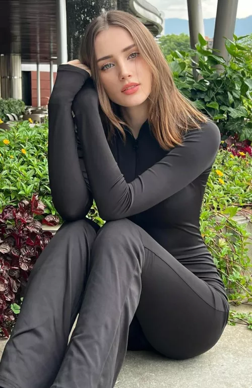 Mary Amber  by N7_Hades