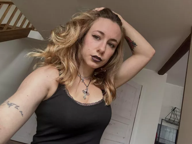 My goal is to be as slutty as I can by yourcutehotGF