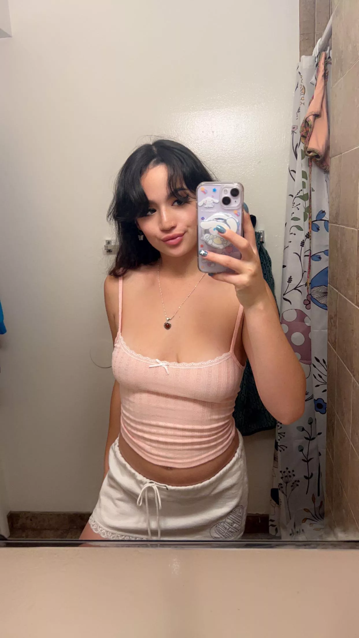 Pink crop top monday! posted by gentlegigii