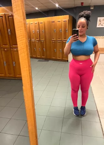 She got curves posted by balancePonit