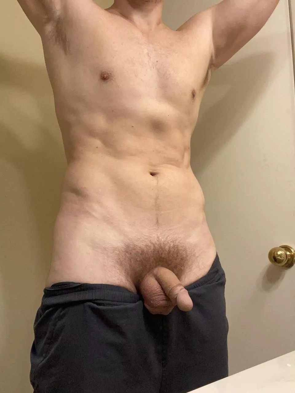 Shorts down (32) posted by ConfidenceFit9600