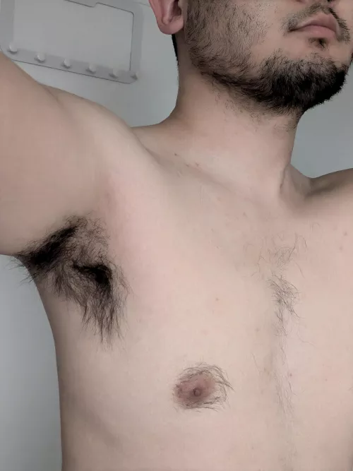 Sniff my morning musk by ian_red_dit