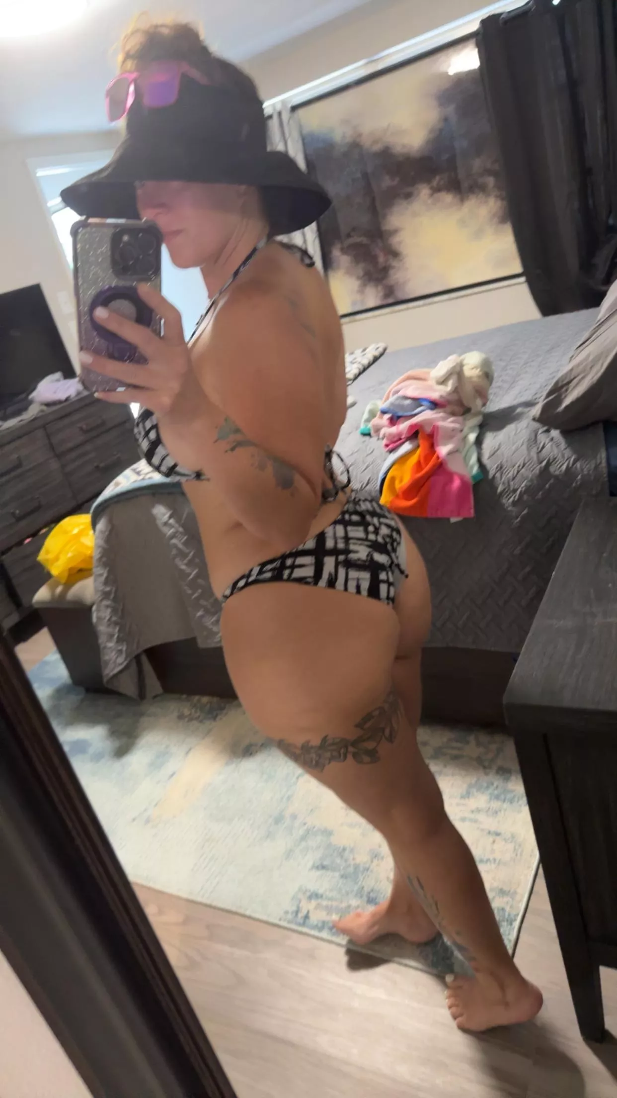 So sick of being the girl nobody likes posted by BroncoCutie