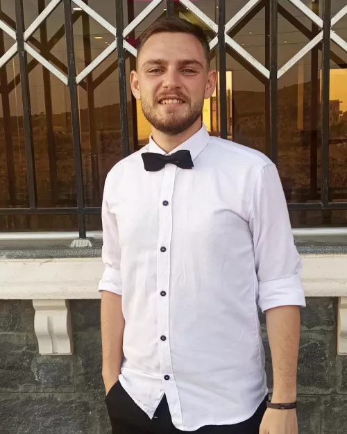 Would u be my groom? by TheOneKira