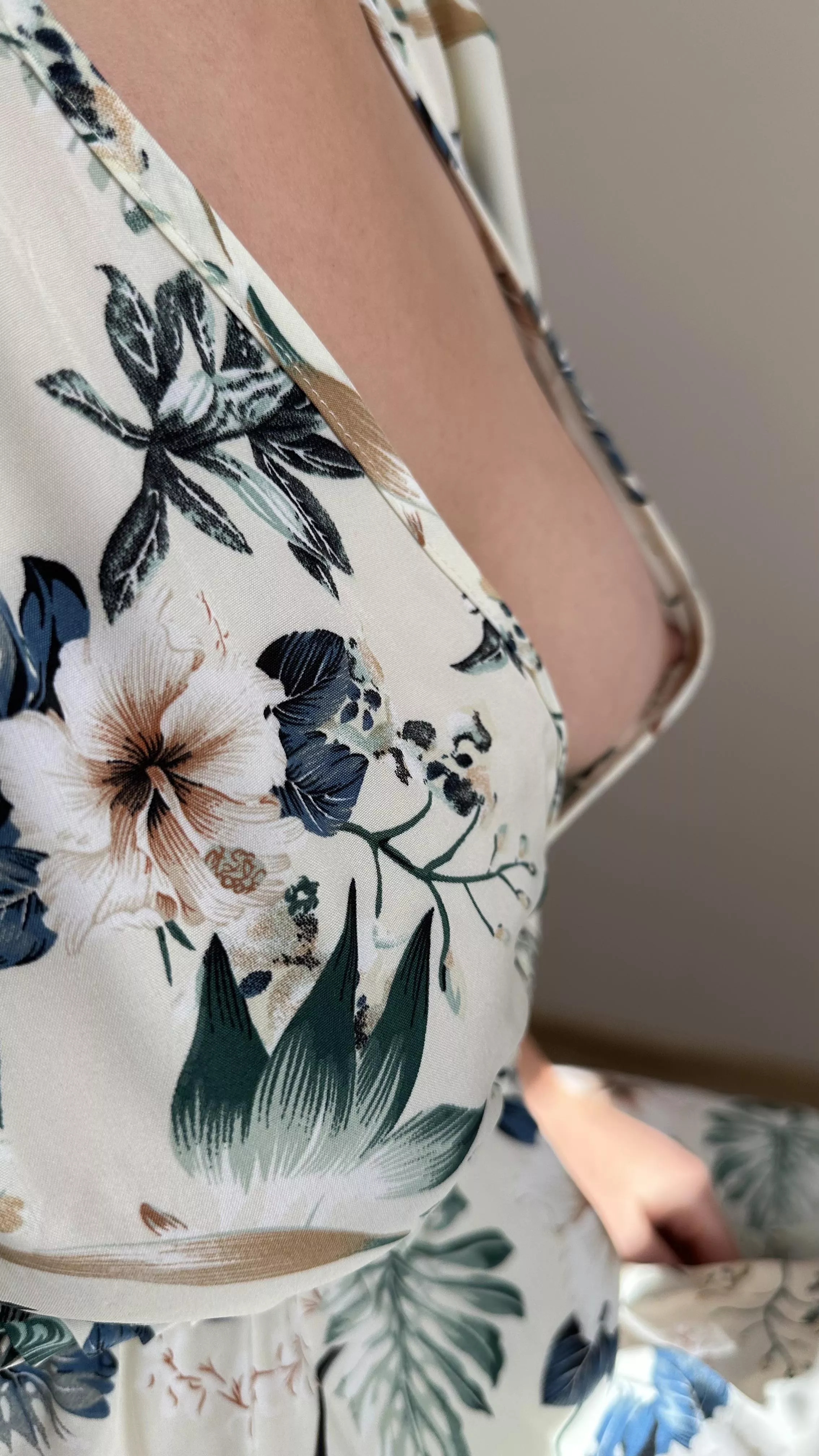 You will sit by me, stay quiet, look at me and let me tell you everything i did today, okay? posted by lightpinkie