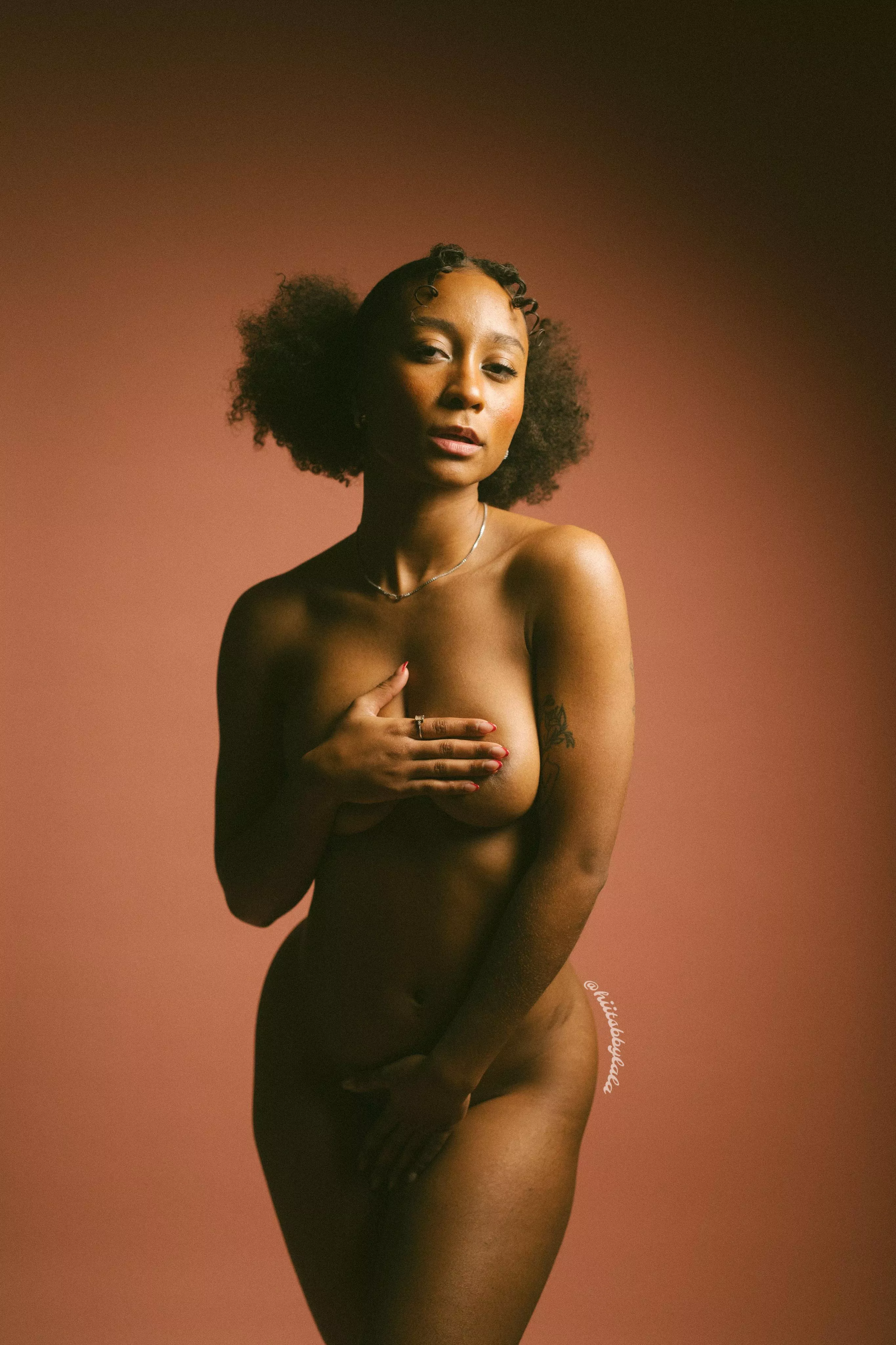 A hand full posted by Hiiitsbbylala