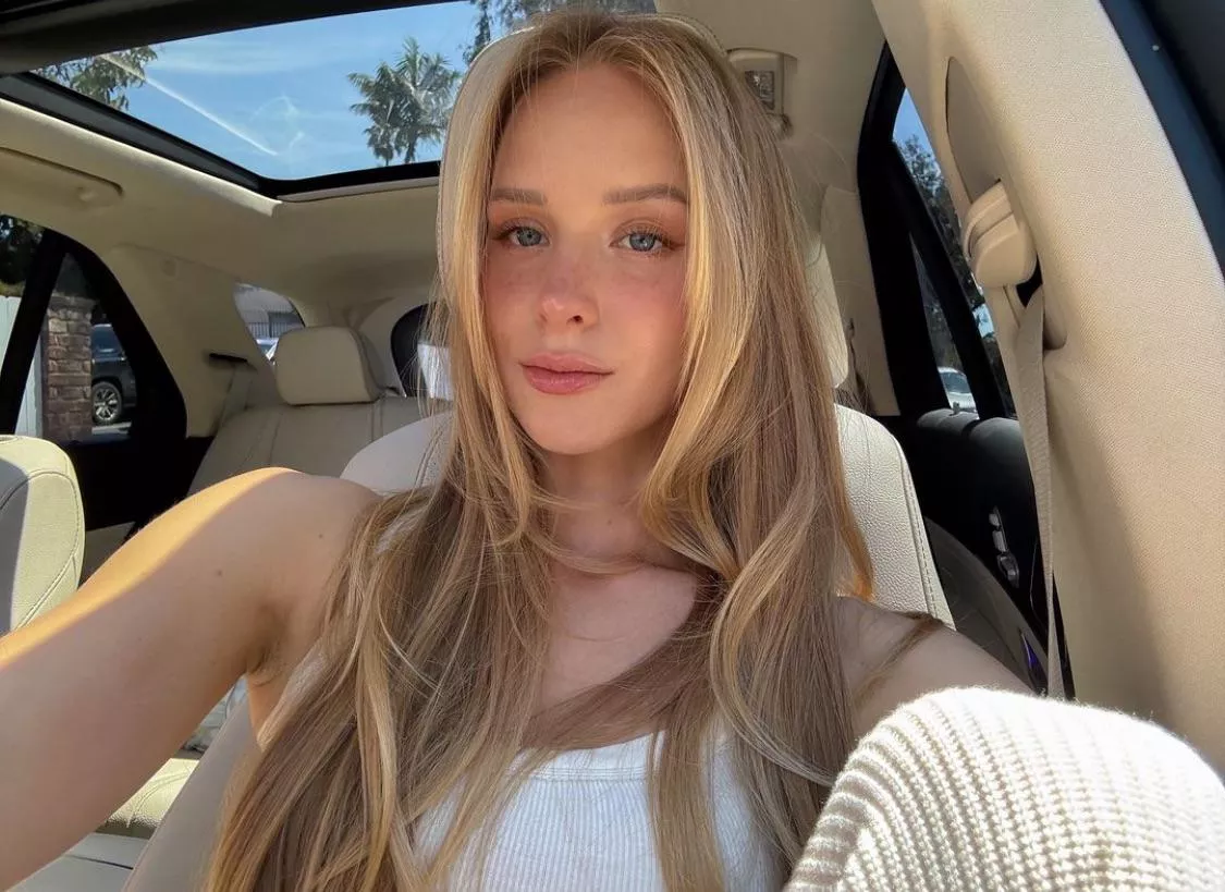 Caroline Zalog posted by Rinse-N-Repeat-1990