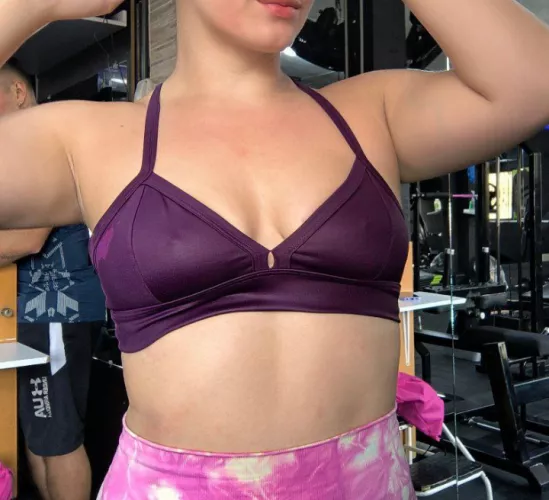 From purple to burgundy by Magicfairy7