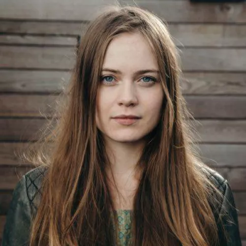 Hera Hilmar by Skyline_Drifter