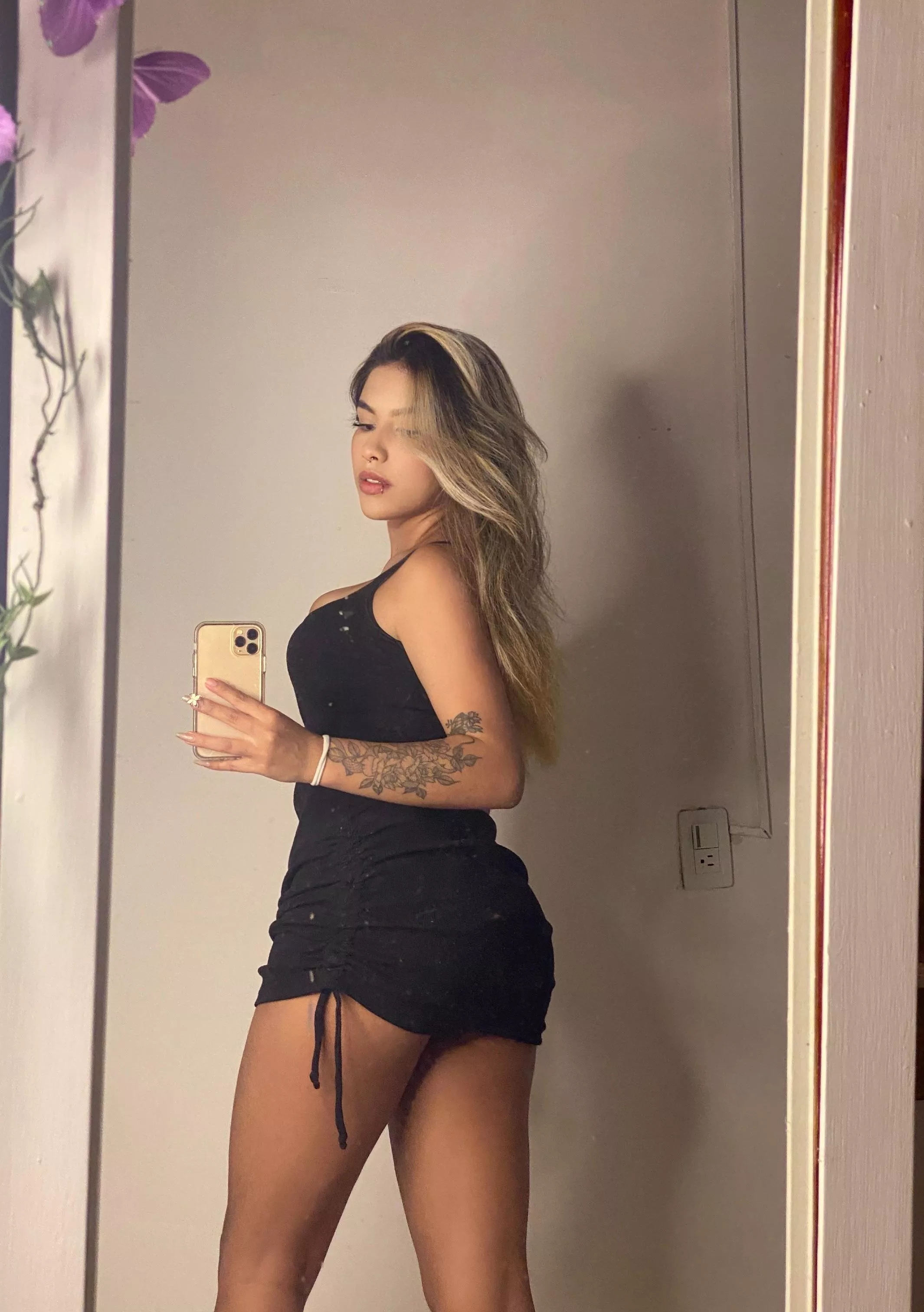 I think it still sits perfectly tight after 2 years  posted by LunaPeachyyy