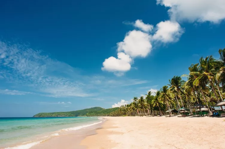 Letting my worries wash out with the tide. by Anngiiee_