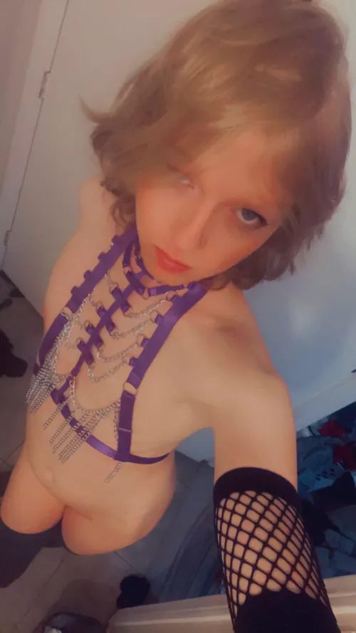 My place or yours? 💕💜 by moxthevox