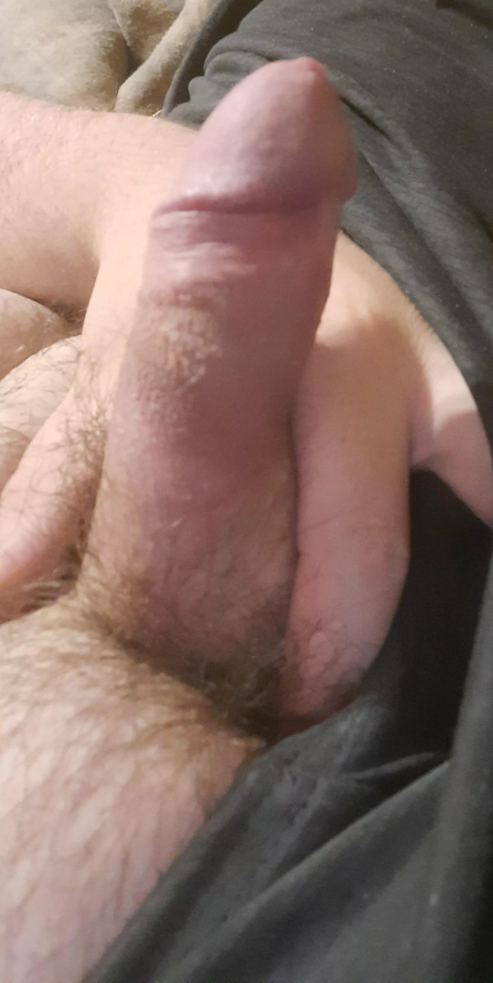 New to posting myself, but I need a confidence boost! Would you make me cum? posted by thatglizzygoblin