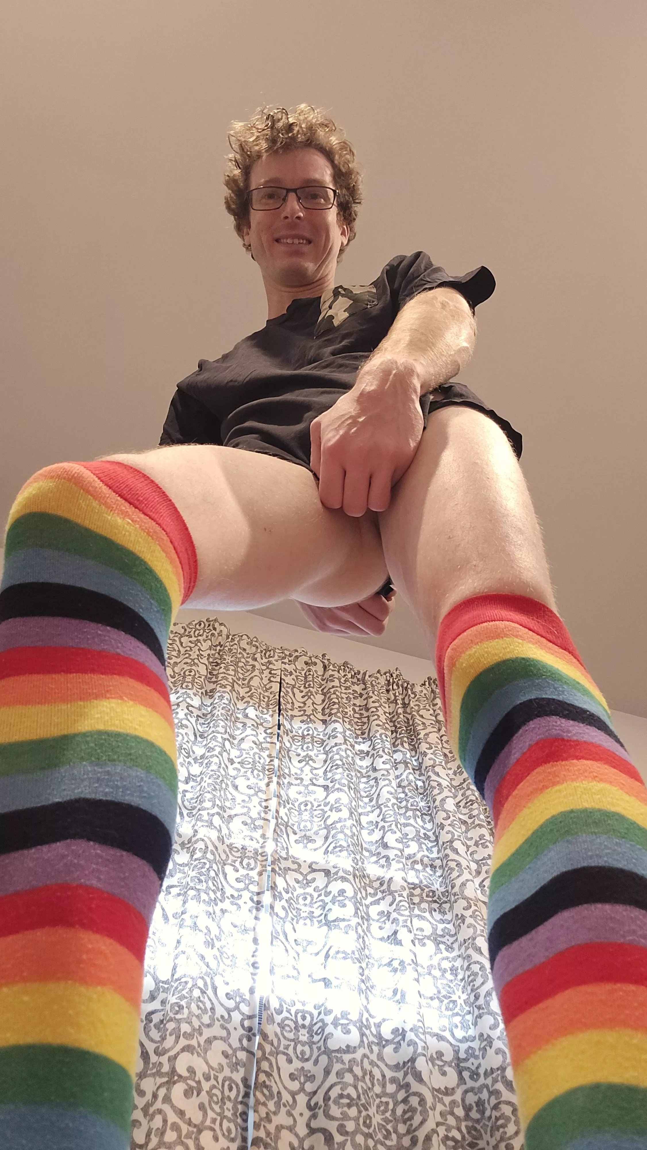 No peeking  posted by aimpersand