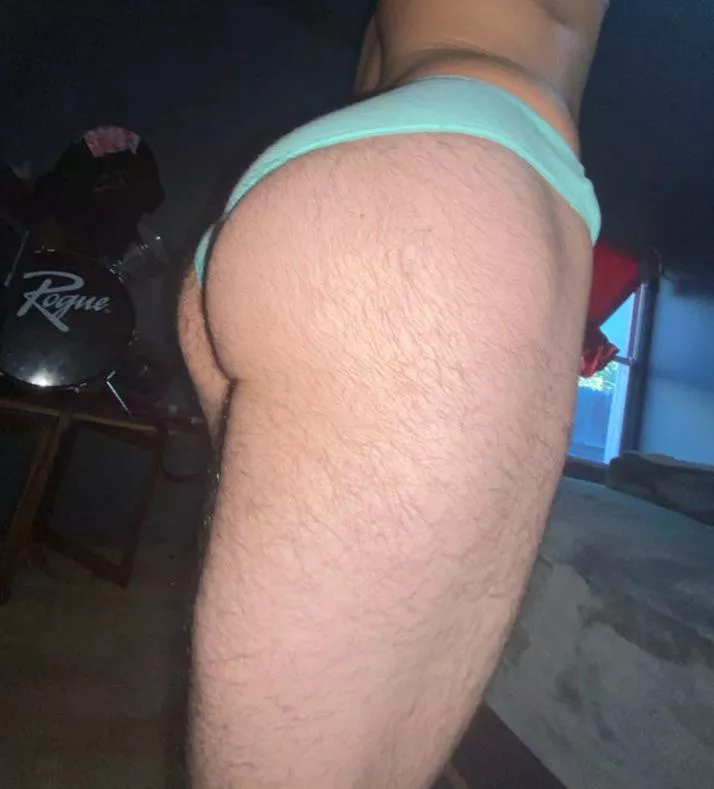 Should i post here more? If so what yall wanna see🤪 posted by Jumpy_Energy5149