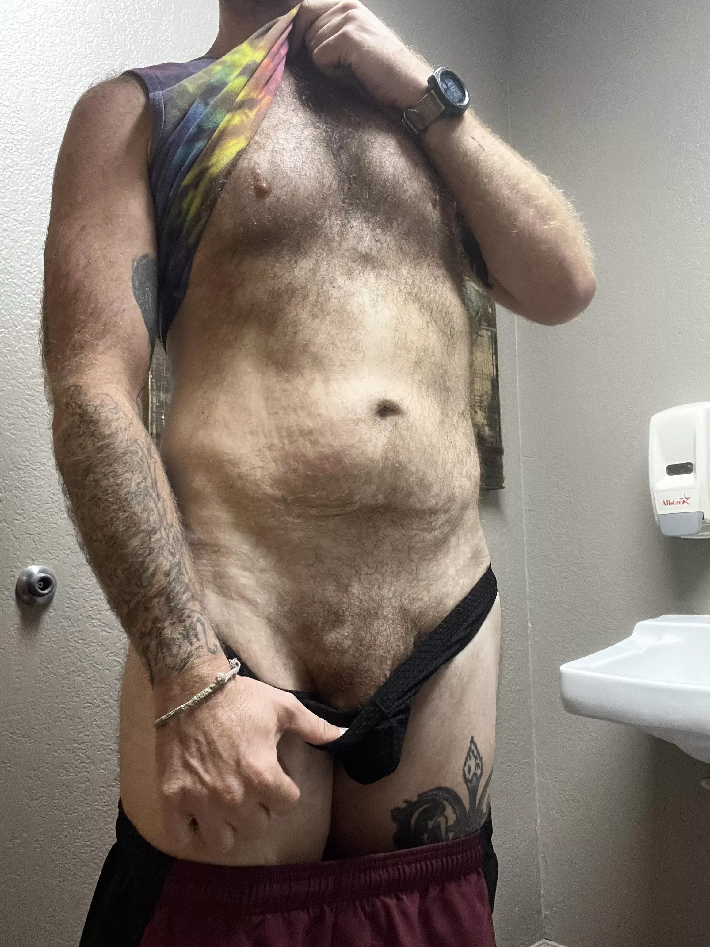 Showing off at work yesterday posted by thesedogsarebarkin69