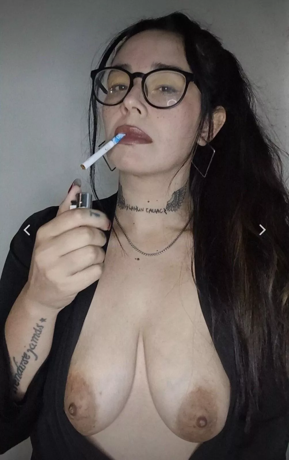 Smoking time posted by NINFALOVER