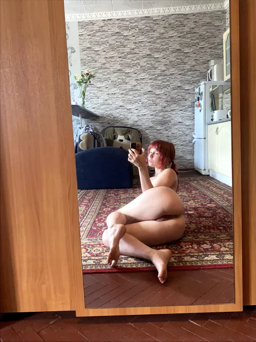 This booty will make you go crazy by dizzilyOutclass94