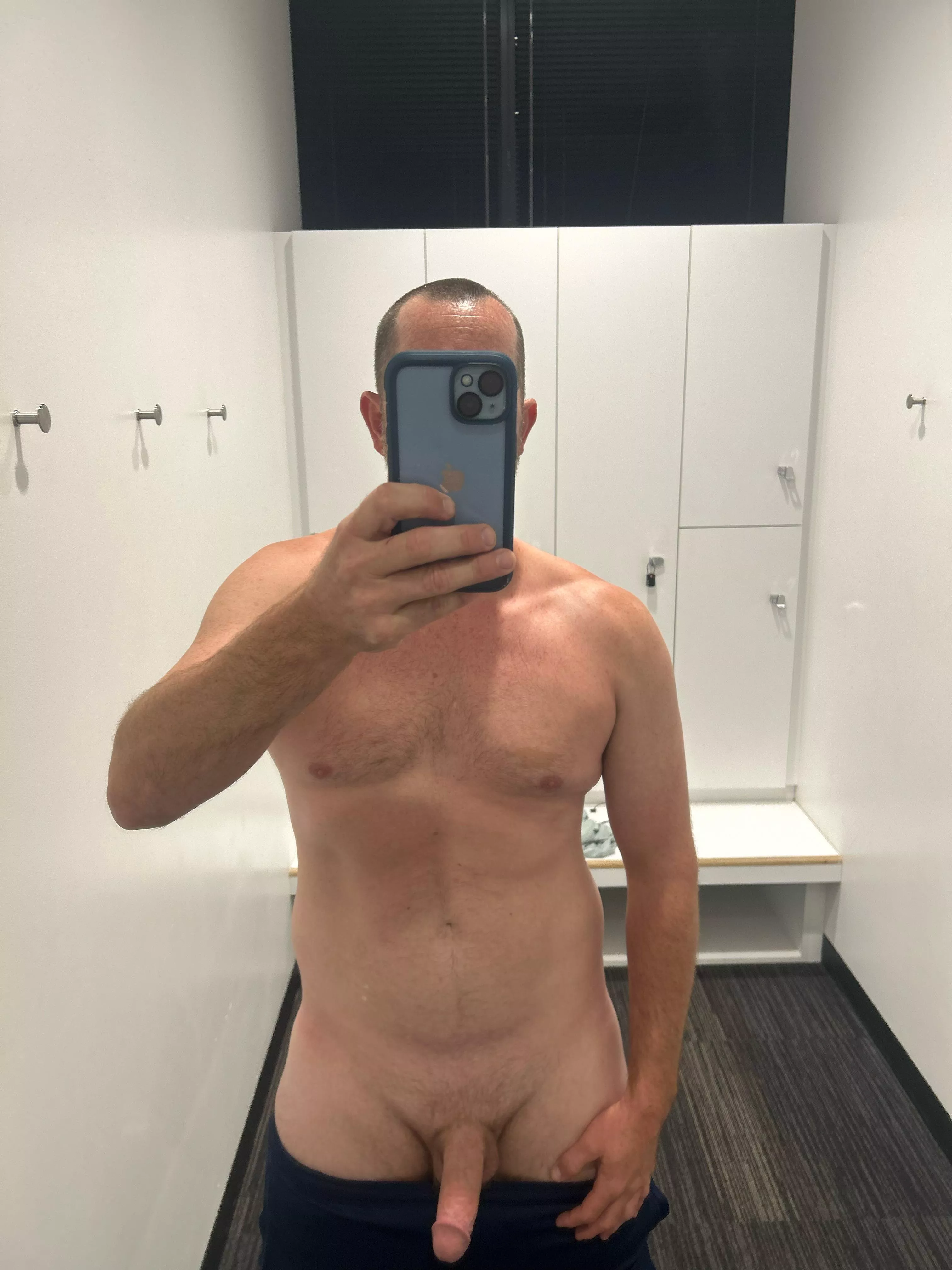 Can daddy get some likes  (40) posted by stuntdickens