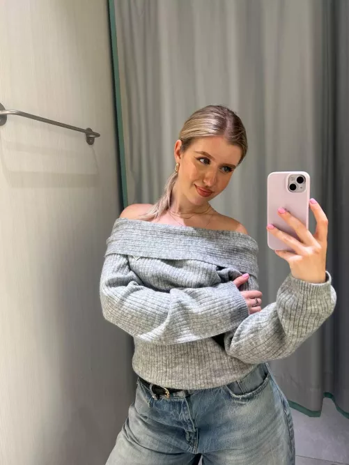 Do you mind that I'm not wearing a bra by GracefulCharm