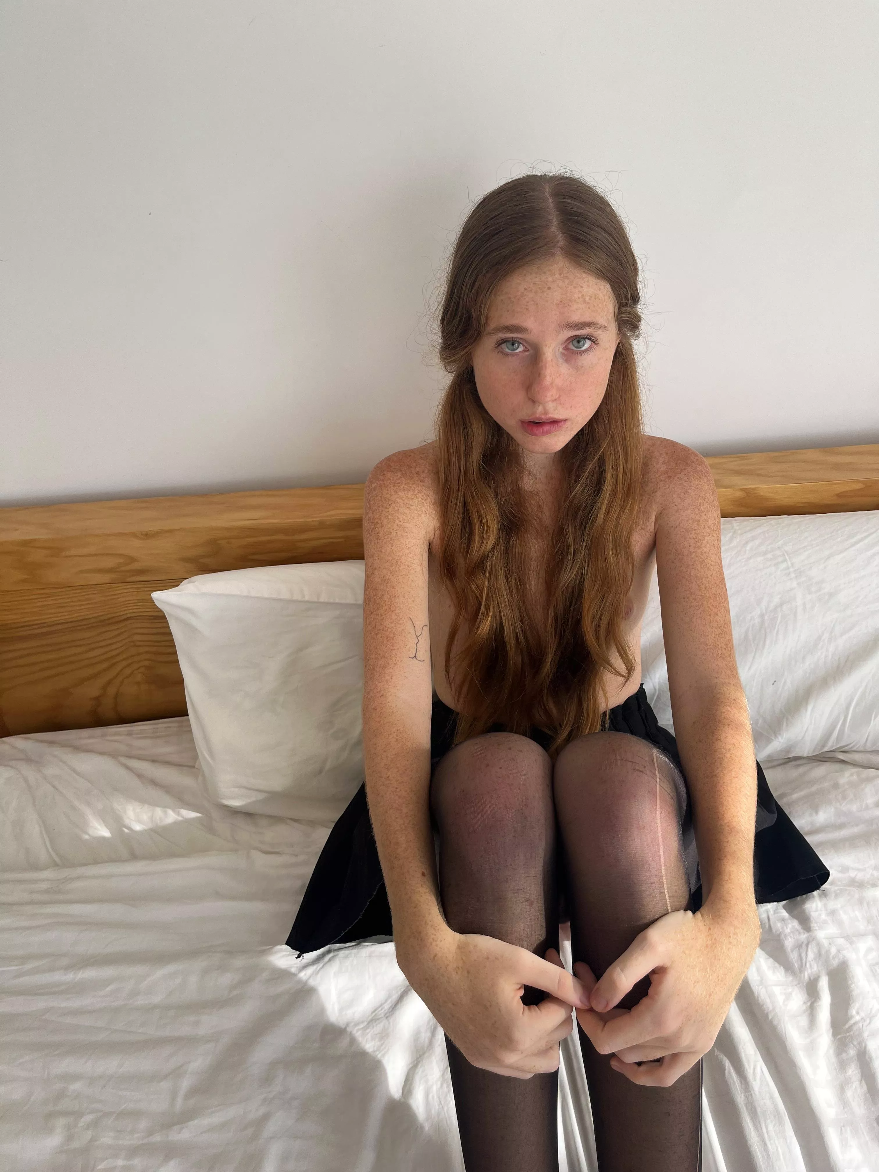 Feeling like a sweet girl in these pantyhose posted by HelmetCouple