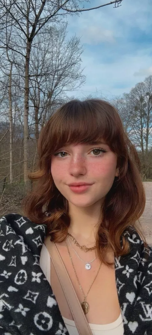 felt classy but maybe not by EnchantingBreezex