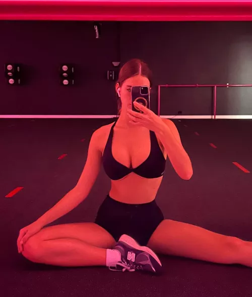 Gym selfie - IG September 2024 by GeorgeneLeggett