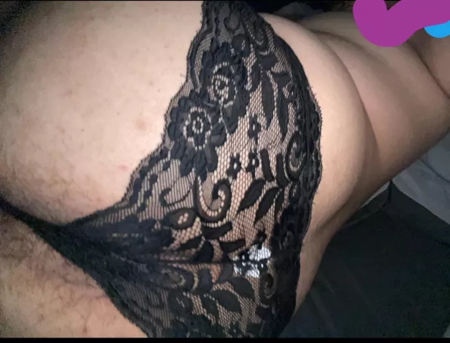 Hmu if your hornyy.. by jacksonReady2cum