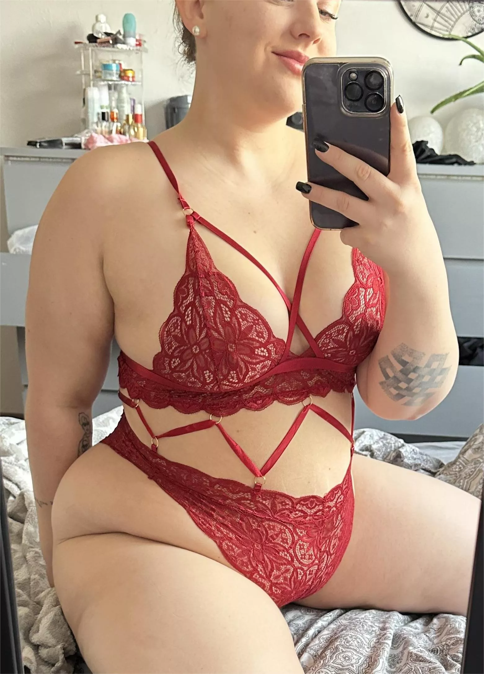 I really want you to make out with me harder in every room of the house. posted by sweetlillyy