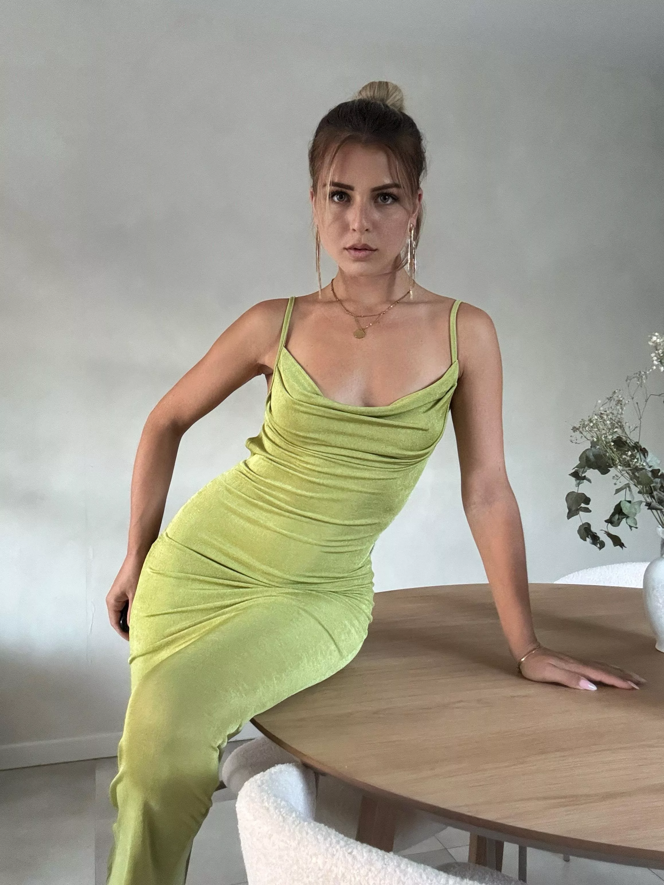 is the green good on me?  posted by bunnylucia