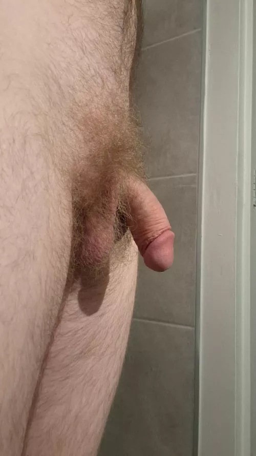 Just chilling out by 6ftNiceGuy