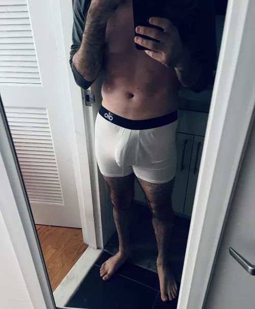 Maybe the gray sweatpants I’ll put over this will hide it… by _yesimnxde