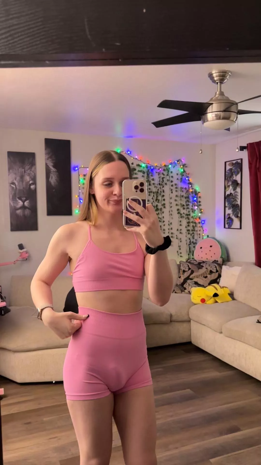 Say yes if you want to suck a trans posted by al3xismorissett