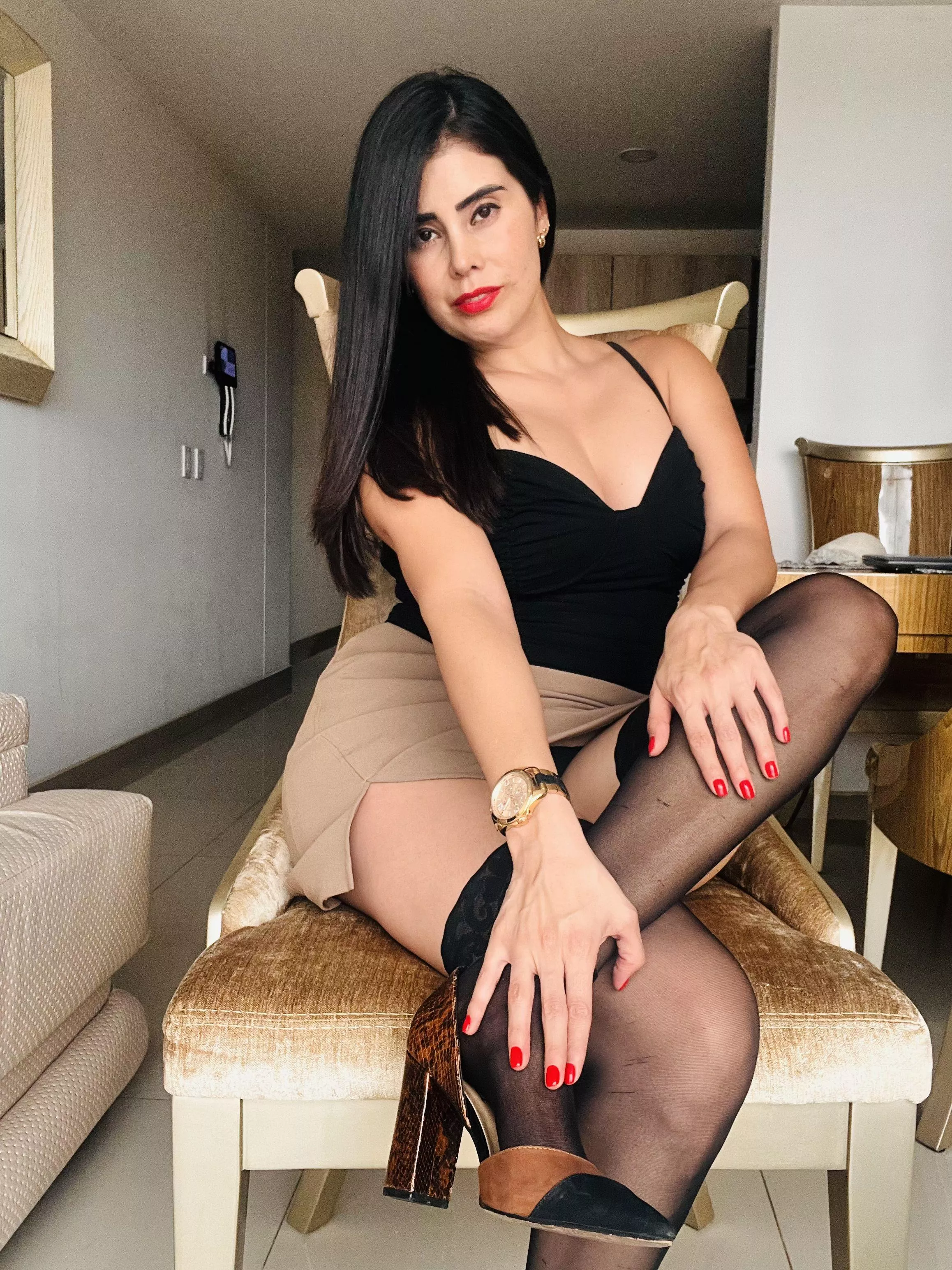 You need a classy woman in your life. posted by biancasoffice