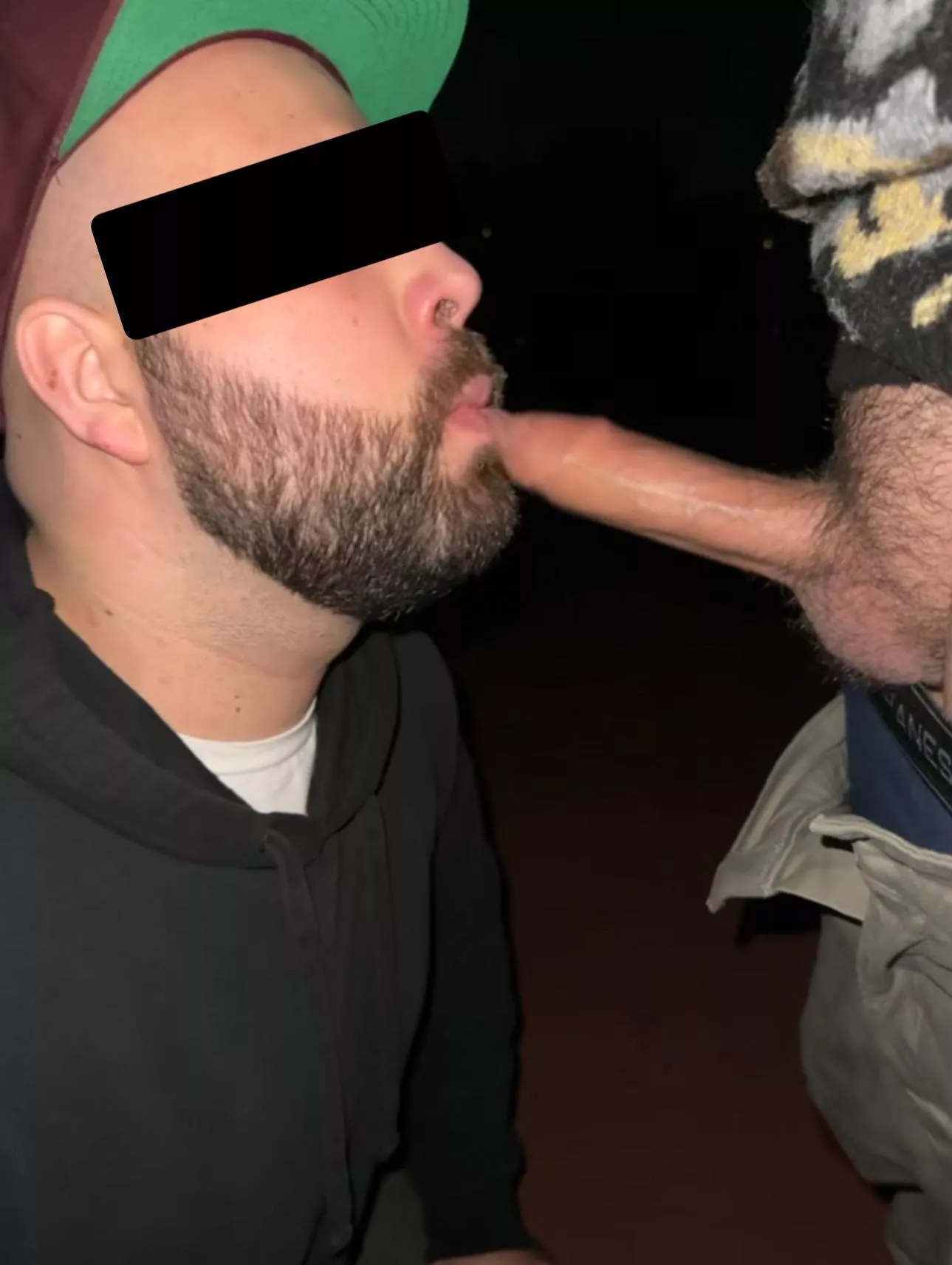 can’t stop thinking about this beautiful uncut cock I got to worship at the tennis courts  posted by pnwuncut