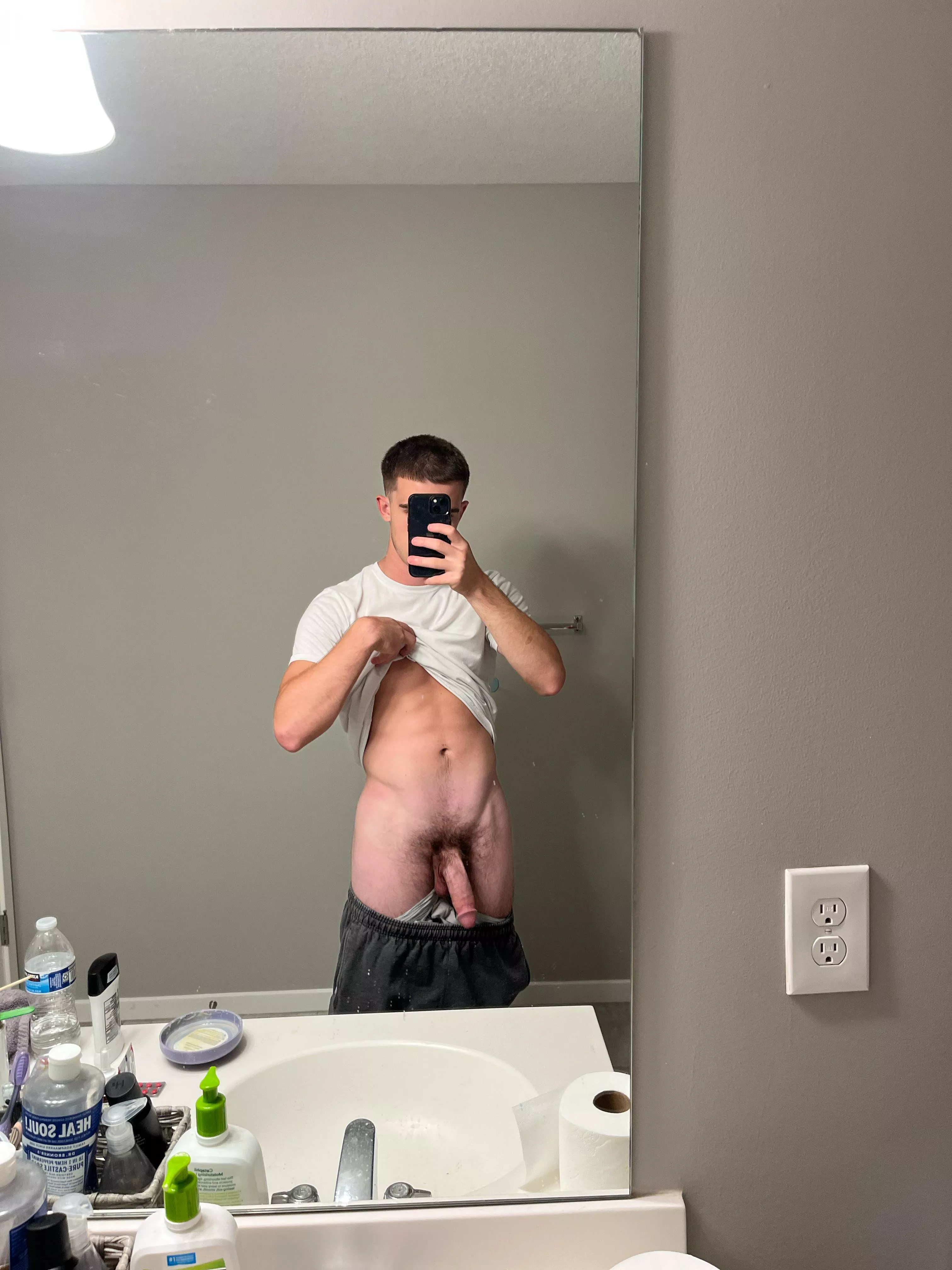 Fit and older dm me for snap posted by Puzzleheaded_Monk325