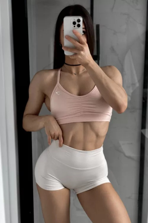 gym time by linasphysique_