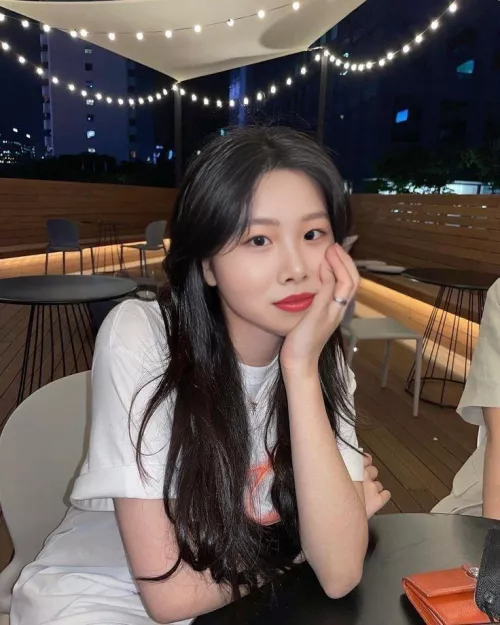 Hello...lol  by happyscruffy0404