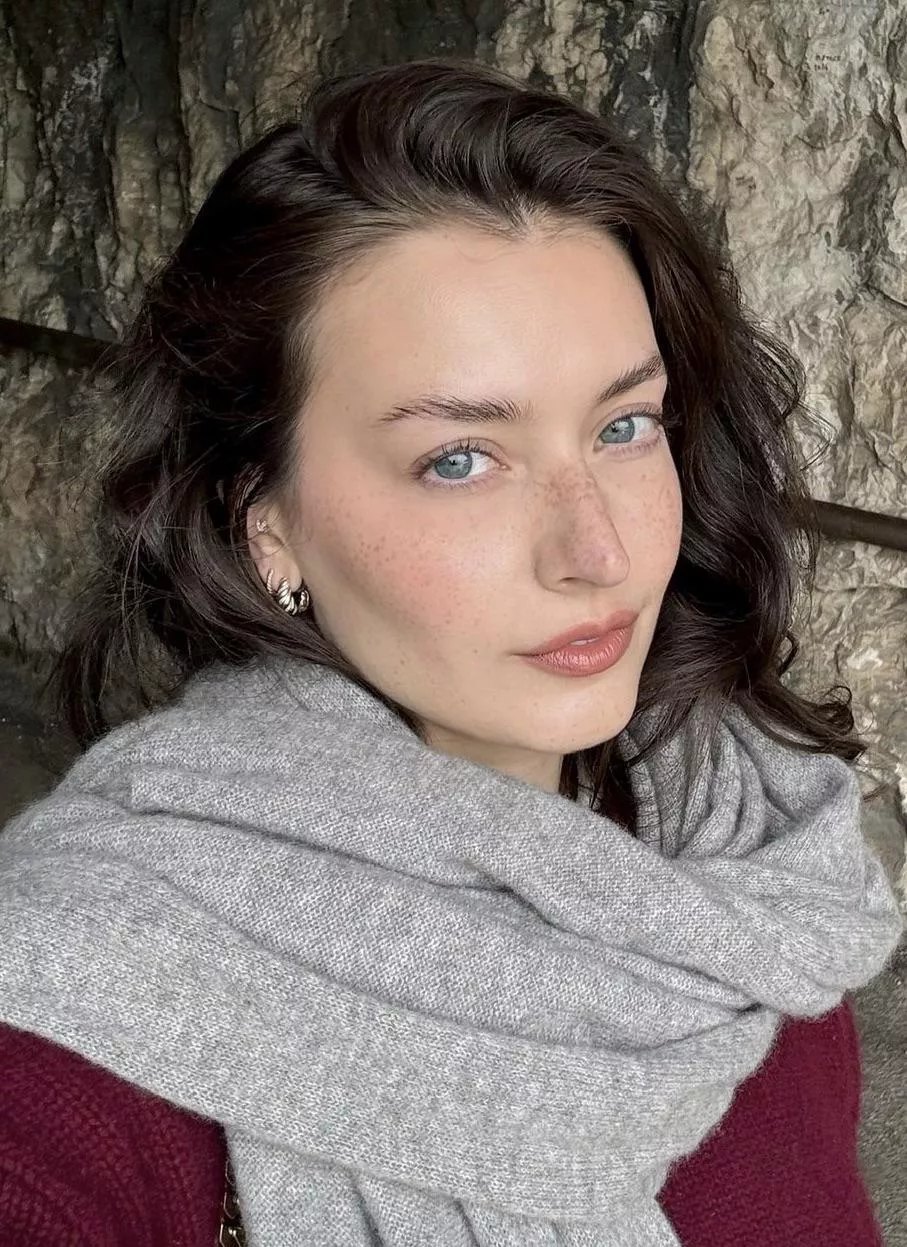 Jessica Clements posted by Ken789gh