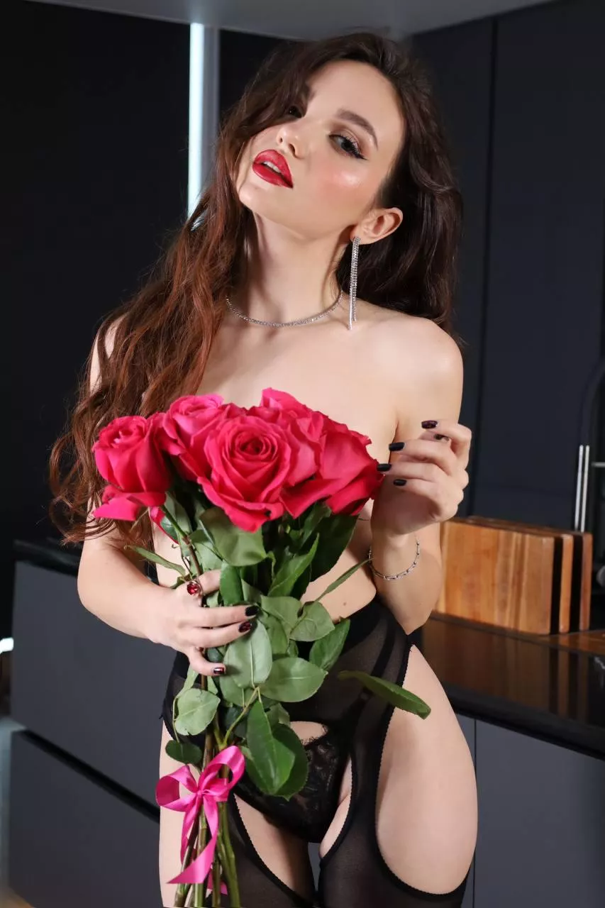 Lizzy  posted by nightybutterfly