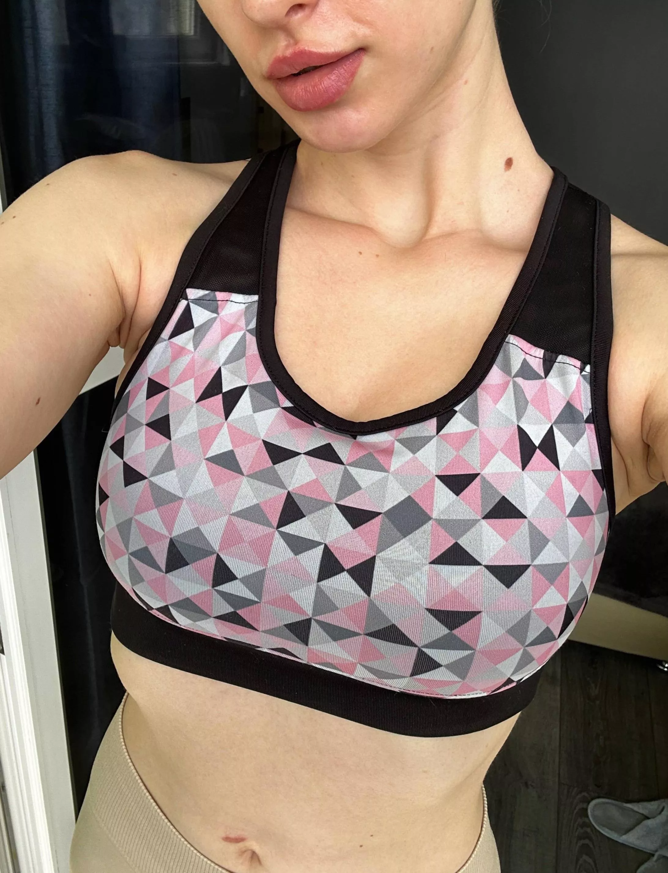 my beautiful body wants you to get a better look a posted by TongueCandyy