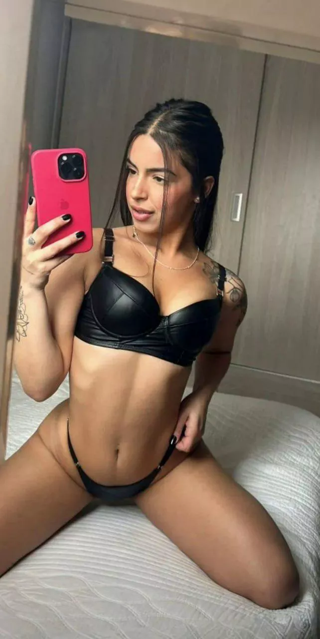 My friends say I’m sweet, but do you think so too? posted by LazyCoconut8233